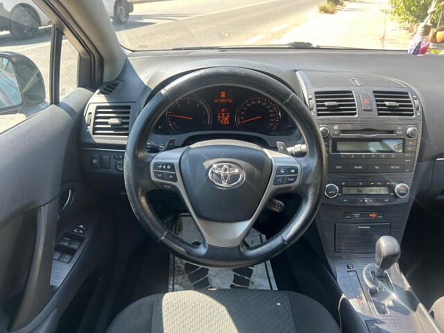 TOYOTA AVENSIS 2.2 D4D AUTO SPANISH LHD IN SPAIN 80000 MILES SUPERB 2009